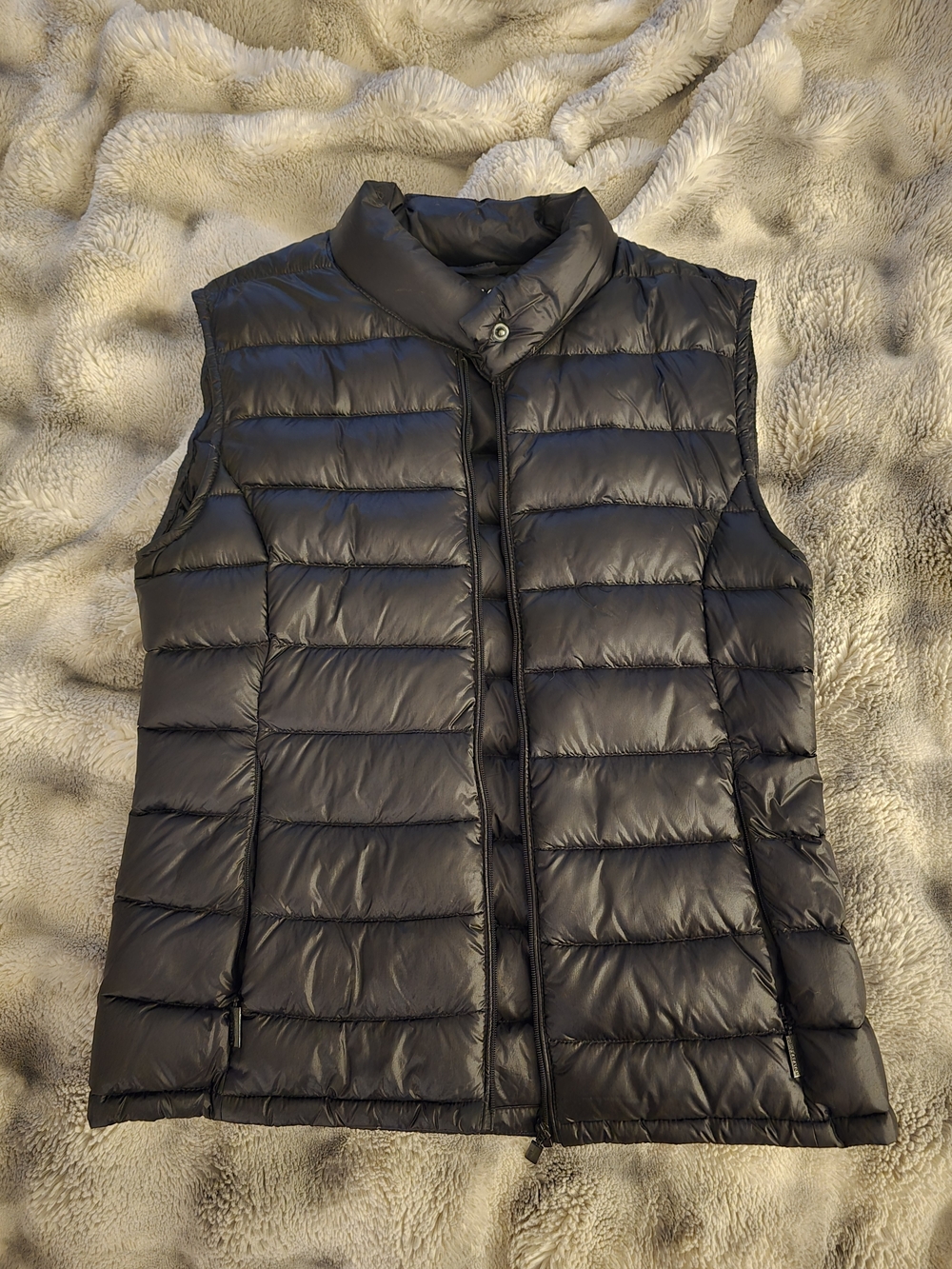 Babaton Black Quilted Puffer Vest